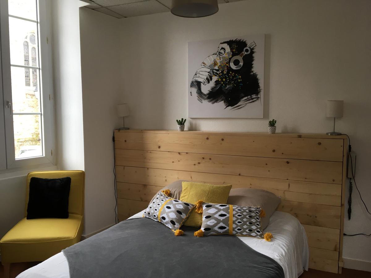 Hotel Restaurant Le Cheval Blanc Argentré-du-Plessis المظهر الخارجي الصورة